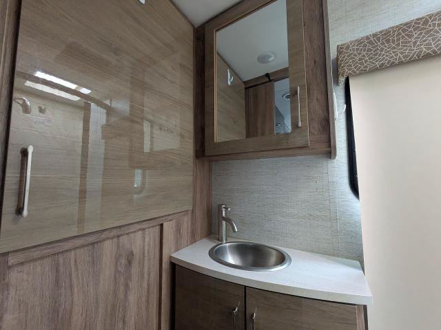 Used 2020 Mercedes-Benz Sprinter 3500 image 20