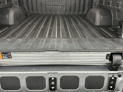 Used 2024 GMC Sierra 1500 AT4 w/ Technology Package image 38