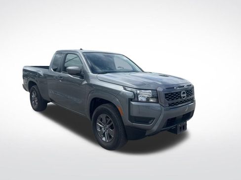 Certified 2025 Nissan Frontier SV image 2