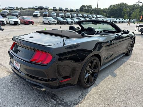 Used 2022 Ford Mustang GT Premium w/ Equipment Group 401A RWD image 7