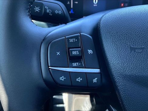 Used 2025 Ford Maverick XLT w/ XLT Luxury Package AWD/4WD image 13