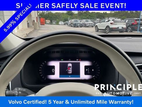 Certified 2024 Volvo XC90 B6 Plus AWD/4WD image 23