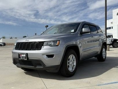 Used 2018 Jeep Grand Cherokee Laredo