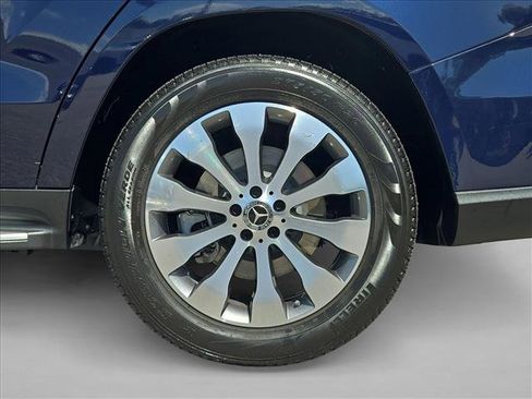 Used 2019 Mercedes-Benz GLS 450 4MATIC image 24