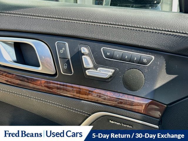Used 2014 Mercedes-Benz SL 550 image 24