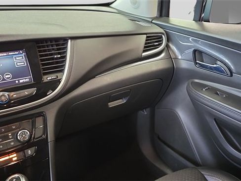 Used 2022 Buick Encore Preferred w/ Safety Package image 24