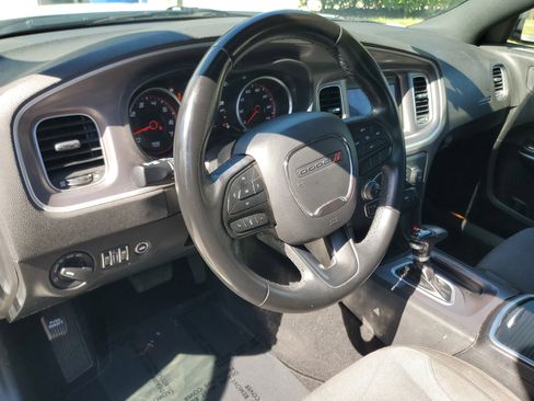 Used 2022 Dodge Charger SXT image 17