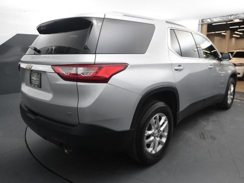 Used 2018 Chevrolet Traverse LT image 5