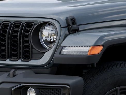 New 2025 Jeep Gladiator Sport AWD/4WD image 10