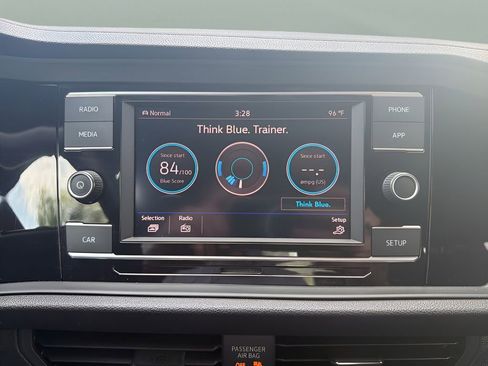 Used 2019 Volkswagen Jetta GLI FWD image 17