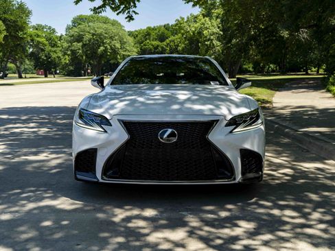 Used 2019 Lexus LS 500 F Sport w/ Accessory Package (Z2) AWD/4WD image 3
