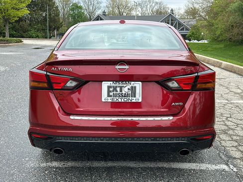 Certified 2023 Nissan Altima 2.5 SR w/ SR Premium Package AWD/4WD image 5