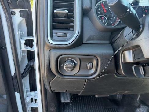 New 2026 RAM 5500 4x4 Regular Cab image 20