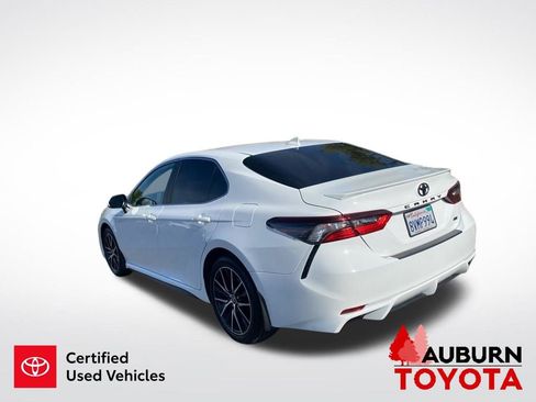 Certified 2021 Toyota Camry SE w/ Blackout Package (TMS) FWD image 5