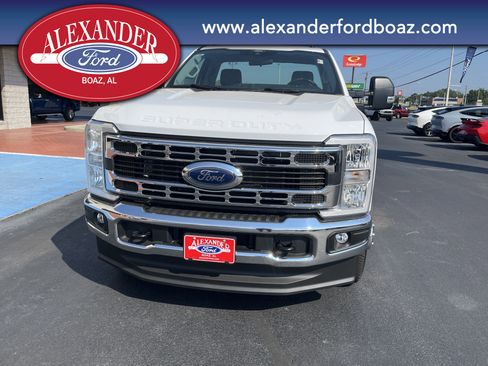 New 2026 Ford F350 XL w/ XL Chrome Package image 5