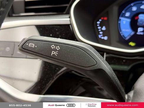 Used 2025 Audi Q3 2.0T Premium w/ Convenience Package AWD/4WD image 24