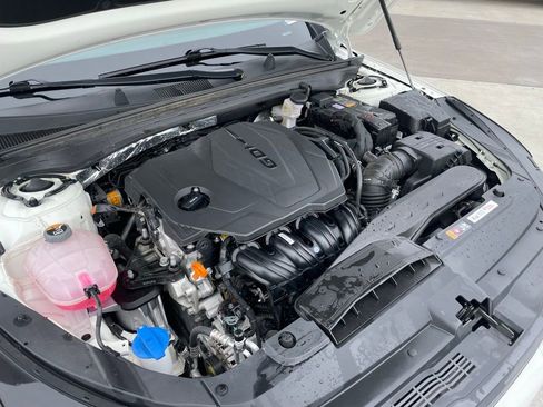 Certified 2025 Kia K5 GT-Line image 32