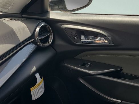 New 2026 Chevrolet Trax ACTIV w/ Driver Confidence Package FWD image 13