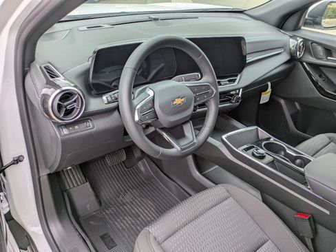 New 2026 Chevrolet Equinox LT w/ Safety and Technology Package image 10