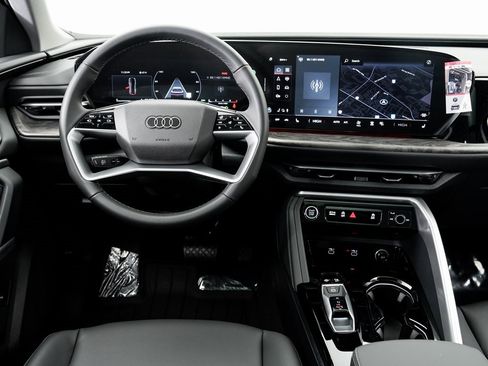 New 2025 Audi Q5 Premium Plus image 15