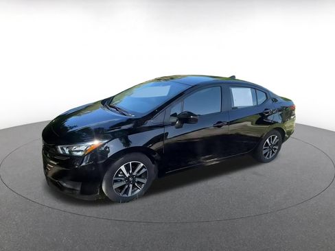 Used 2025 Nissan Versa SV FWD image 6