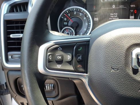 Used 2023 RAM 1500 Laramie AWD/4WD image 17