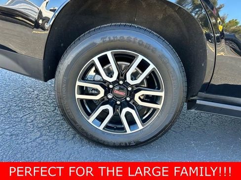 Used 2023 GMC Yukon AT4 w/ AT4 Premium Package image 7