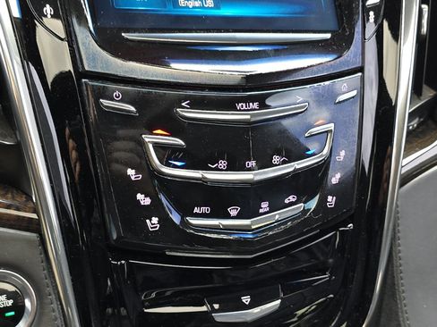 Used 2015 Cadillac Escalade ESV Platinum AWD/4WD image 22