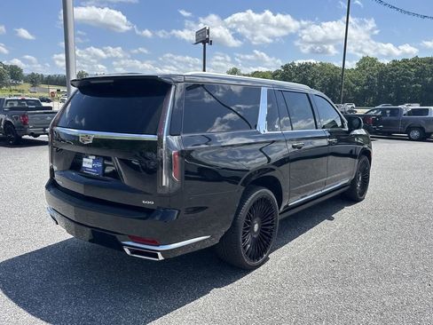 Used 2024 Cadillac Escalade ESV Premium Luxury w/ Performance Package AWD/4WD image 7