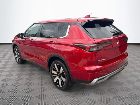 New 2026 Mitsubishi Outlander SE image 5