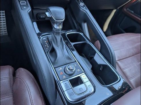 Used 2023 Kia Telluride SX Prestige AWD/4WD image 19