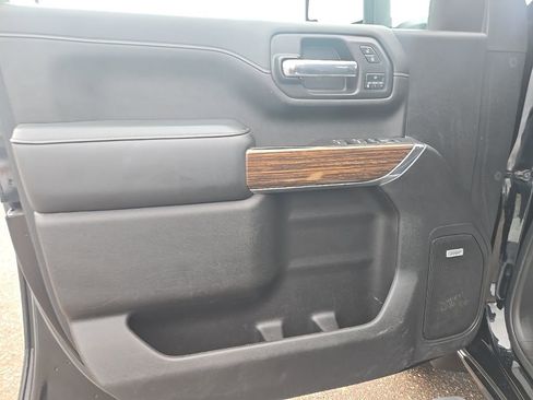 Used 2020 Chevrolet Silverado 3500 High Country w/ Snow Plow Prep/Camper Package image 13