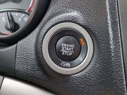 Used 2019 Dodge Journey Crossroad FWD image 26