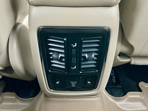 Used 2012 Dodge Durango Citadel image 31