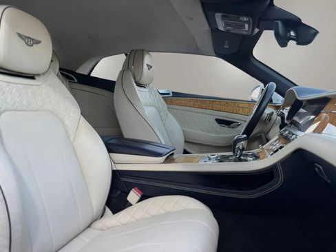 Used 2020 Bentley Continental GT AWD/4WD image 21