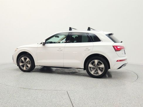Used 2023 Audi Q5 2.0T Premium w/ Convenience Package AWD/4WD image 8