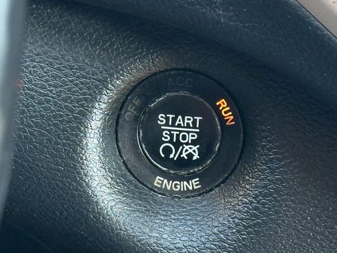 Used 2015 Jeep Cherokee Limited AWD/4WD image 26