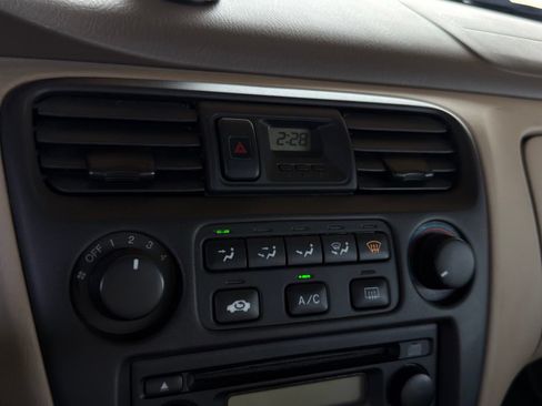 Used 2000 Honda Accord EX image 39