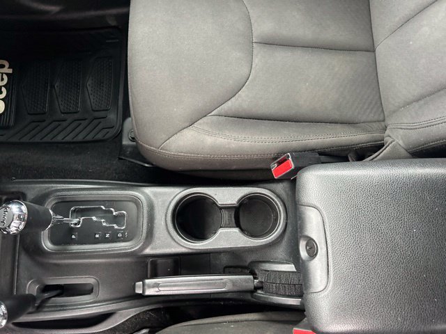 Used 2016 Jeep Wrangler Unlimited Sport w/ Quick Order Package 24S AWD/4WD image 29