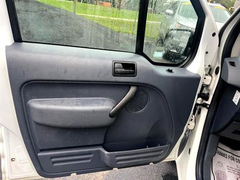 Used 2013 Ford Transit Connect XLT image 13