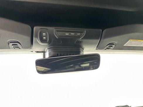 Used 2021 Jeep Wrangler Unlimited Sahara image 25