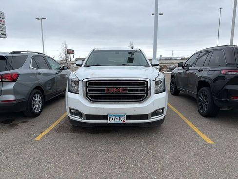 Used 2015 GMC Yukon XL SLE w/ Convenience Package AWD/4WD image 2