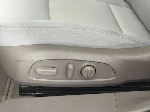 Used 2022 Chevrolet Malibu LT FWD image 26