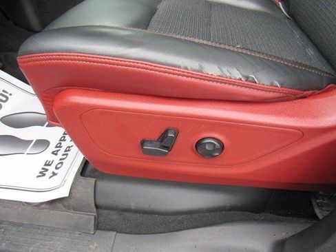 Used 2019 RAM 1500 Rebel w/ Rebel Level 2 Equipment Group AWD/4WD image 40