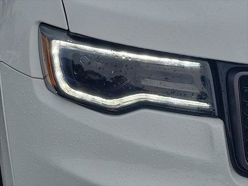 Certified 2020 Jeep Grand Cherokee Limited X image 9