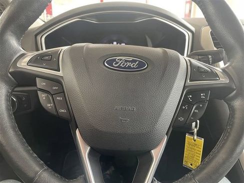 Used 2014 Ford Fusion SE w/ Equipment Group 202A FWD image 16