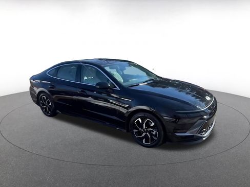 Used 2025 Hyundai Sonata SEL image 2