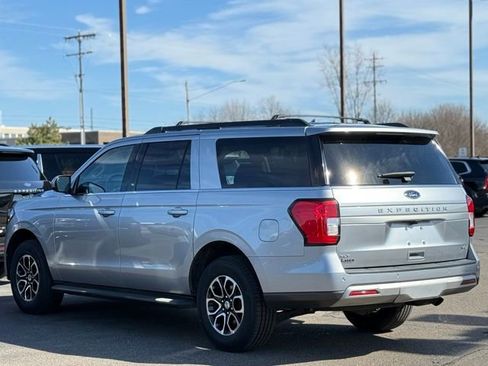 Used 2024 Ford Expedition Max XLT image 40