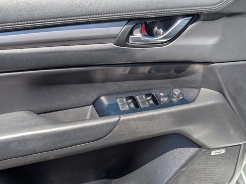 Used 2018 MAZDA CX-5 Touring w/ Preferred Equipment Package FWD image 15