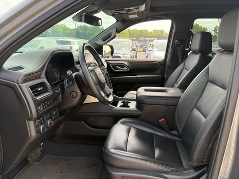 Used 2021 Chevrolet Tahoe Z71 w/ Z71 Signature Package AWD/4WD image 15